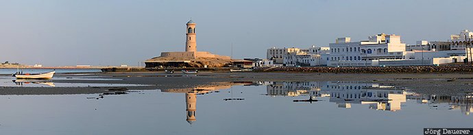 Oman, OMN, Al-Ayjah Lighthouse, Arabian Sea, Ash Sharqiyah Region, Gulf of Oman, lighthouse