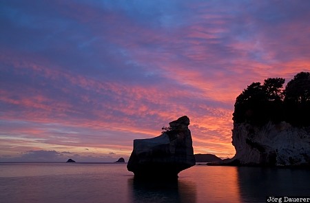 New Zealand, Waikato, Cathedral Cove, Cooks Beach, Coromandel Peninsula, pacific ocean, red clouds