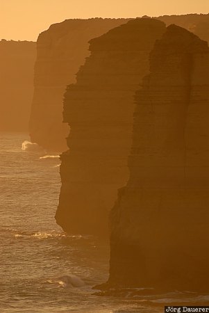 Australia, Victoria, Great Ocean Road, sunset, southern ocean, beach, sea stack, Australien, Down Under, VIC