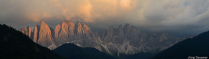 Gruppo delle Odle blue sky, Dolomites, dramatic clouds, evening light, Geislergruppe, Gruppo delle Odle, ITA, Italy, Italien, Italia