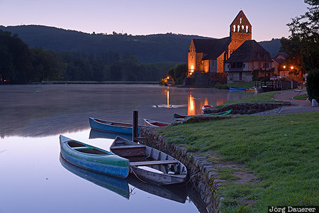 Beaulieu-sur-Dordogne, FRA, France, Limousin, boats, dordogne, flood-lit, Frankreich