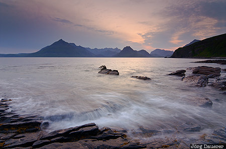 Eilean a'Cheo Ward, Elgol, GBR, Scotland, United Kingdom, archipelago, beach, Isle of Skye, Großbritannien, Vereinigtes Königreich, Schottland, Grossbritannien, Vereinigtes Koenigreich