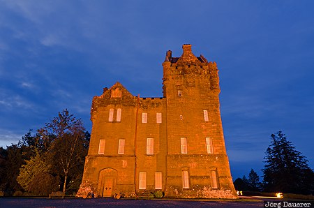 Ardrossan and Arran Ward, Brodick, GBR, Scotland, United Kingdom, blue hour, Brodick Castle, Isle of Arran, Großbritannien, Vereinigtes Königreich, Schottland, Grossbritannien, Vereinigtes Koenigreich