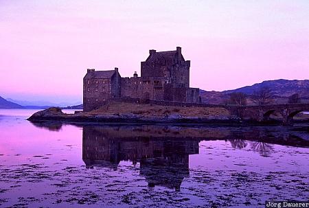 Eilean Donan Castle, scotland, dawn, morning, Loch Duich, highlands, GB, United Kingdom, Dornie, Großbritannien, Vereinigtes Königreich, Schottland, Grossbritannien, Vereinigtes Koenigreich