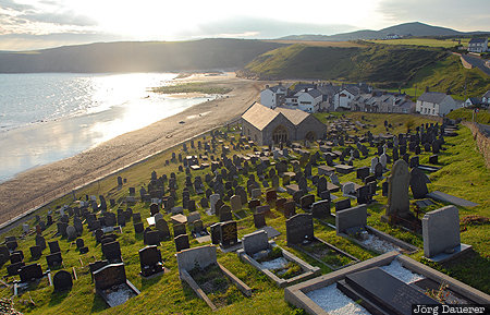 Aberdaron, Aberdaron Community, back-lit, beach, church, coast, GBR, United Kingdom, Wales, Großbritannien, Vereinigtes Königreich, Grossbritannien, Vereinigtes Koenigreich