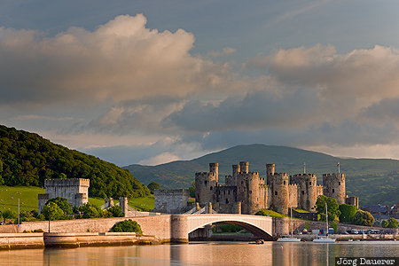 Conwy, Conwy Community, GBR, United Kingdom, Wales, castle, clouds, Großbritannien, Vereinigtes Königreich, Grossbritannien, Vereinigtes Koenigreich