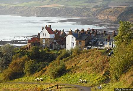 beach, bench, Yorkshire, Fyling Thorpe, houses, morning light, North Sea, United Kingdom, Robin Hood's Bay, Großbritannien, Vereinigtes Königreich, Grossbritannien, Vereinigtes Koenigreich