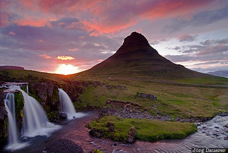 ISL, Iceland, Vesturland, Snæfellsnes, Snæfellsnes Peninsula, clouds, evening light, Kirkjufellsfoss