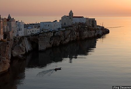 Ciesa di S. Francesco in Vieste Ciesa di S. Francesco, Vieste, Gargano, Italy, coast, sunrise, boat, Apulia, Italien, Italia, Apulien, Puglia
