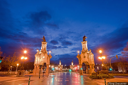 Donostia-San Sebastian, ESP, Basque Country, blue hour, bridge, morning light, Neo-Baroque, Spain, Atotxa, Spanien, Espana