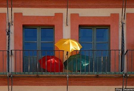 Spain, Andalusia, Cordoba, umbrella, yellow, red, green