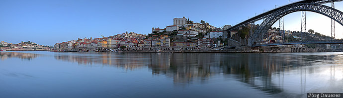 Bandeira, Porto, Portugal, PRT, Vila Nova de Gaia, Dom Luís I Bridge, douro