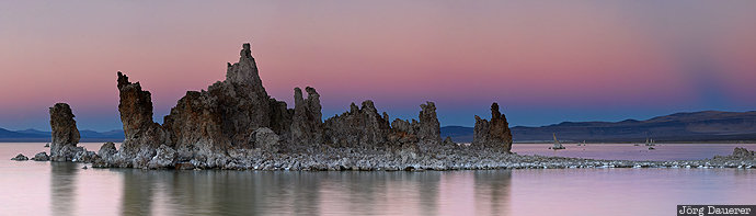 Mono Lake blue hour, California, evening light, Lee Vining, Mono Lake, tufa, United States, USA, Vereinigte Staten, Kalifornien, CA