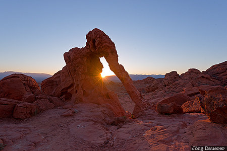 Nevada, United States, USA, arch, back-lit, Elephant Rock, morning light