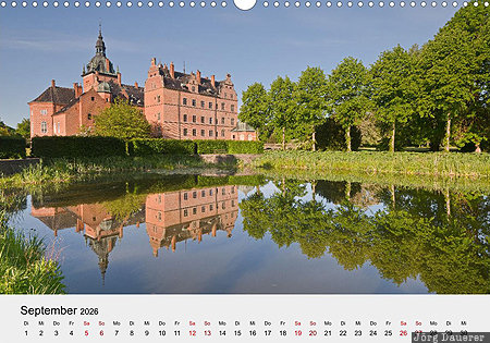 Vall&oslash; Castle, Zealand, Denmark, calendar, September, German, D&auml;nemark, Daenemark